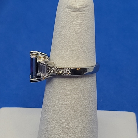 NWT Mystic Topaz & Cubic Zirconia Ring in Sterling Silver Size 6 & 8 - Picture 3 of 7